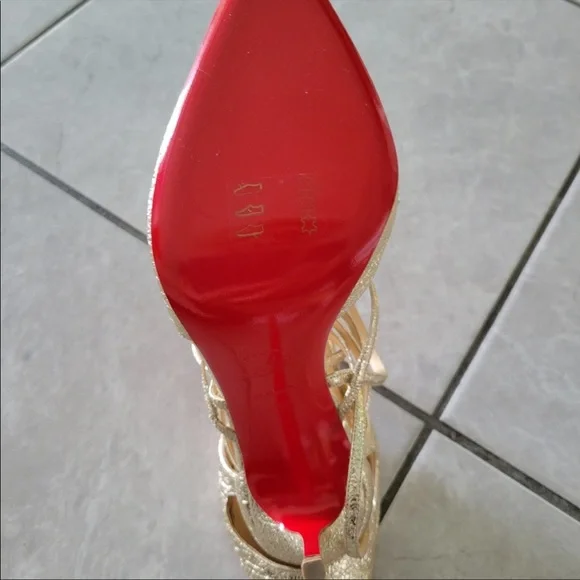 Gold crosfliketa 100 Christian Louboutin - Picture 4 of 4